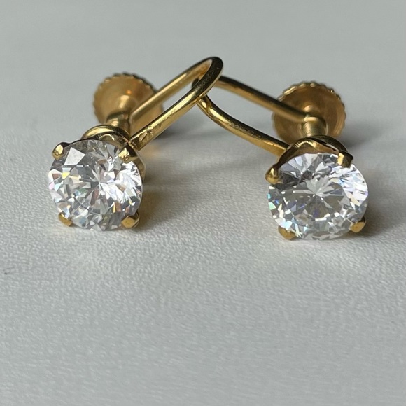 VINTAGE 14K GOLD CUBIC ZIRCONIA EARRINGS - Picture 12 of 13